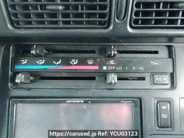 Used 2004 AT toyota hiace-van TRH112V Image[24]