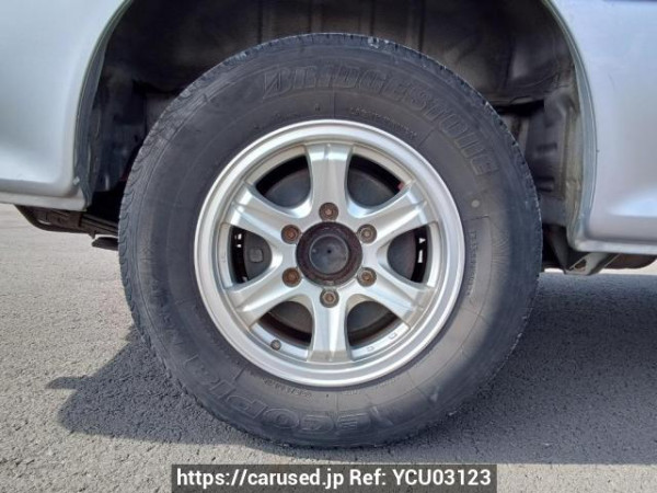 Used 2004 AT toyota hiace-van TRH112V Image[29]
