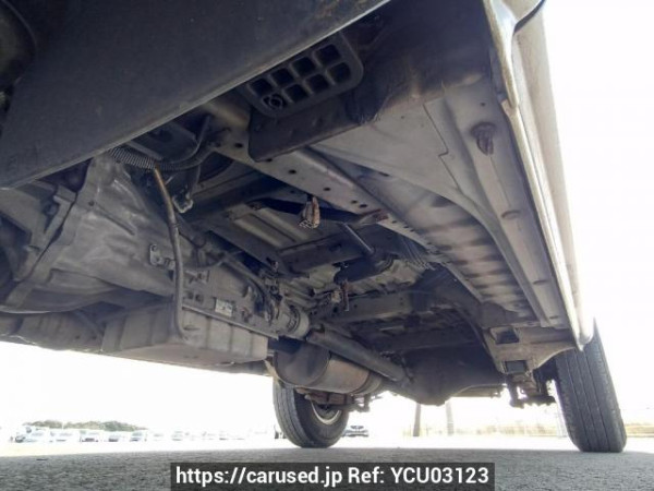 Used 2004 AT toyota hiace-van TRH112V Image[34]