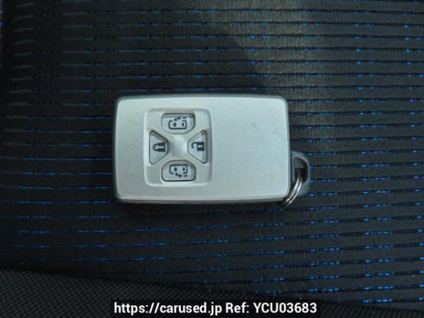 Used 2010 AT toyota voxy ZRR70W Image[34]