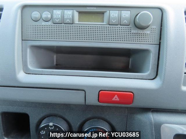 Used 2006 AT toyota hiace-van TRH200K Image[34]