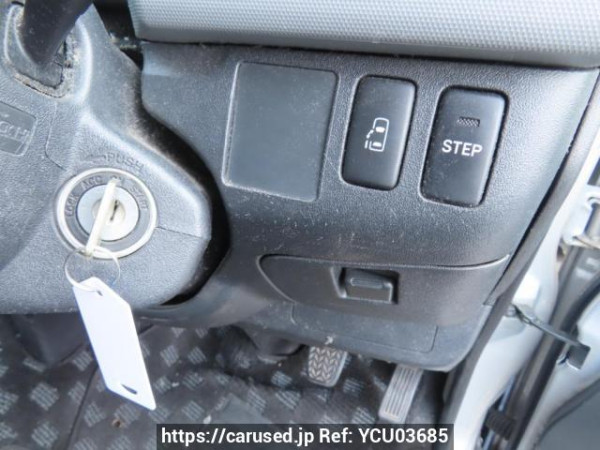 Used 2006 AT toyota hiace-van TRH200K Image[37]