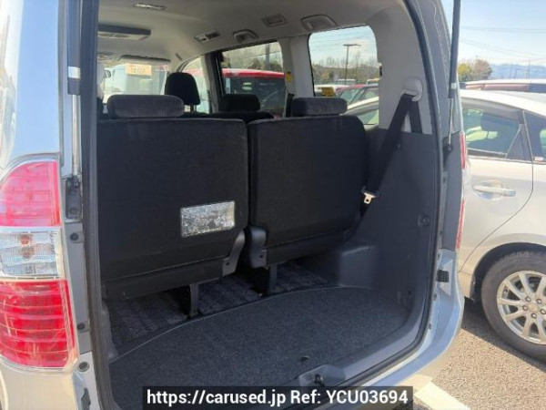 Used 2007 AT toyota noah ZRR75G Image[10]