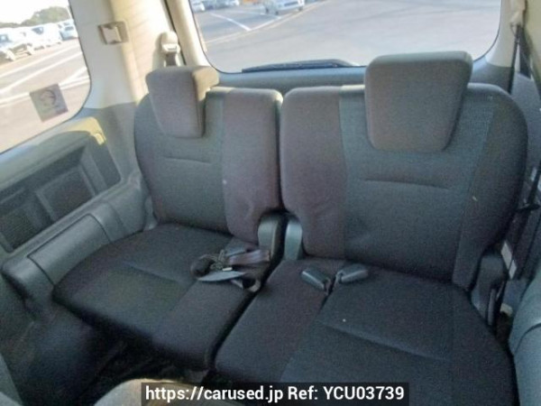 Used 2008 AT toyota voxy ZRR70W Image[16]