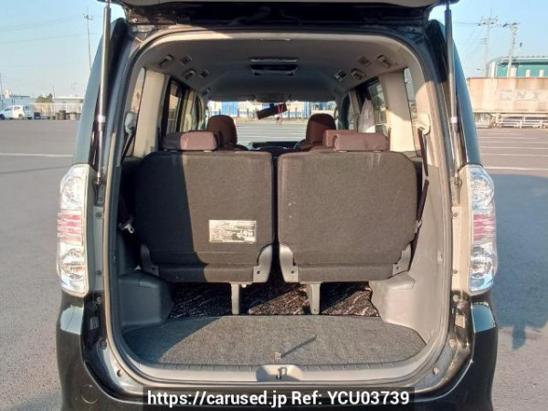 Used 2008 AT toyota voxy ZRR70W Image[17]