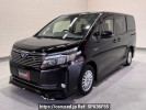 Toyota Voxy ZWR80G