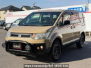 Mitsubishi Delica D5 CV5W