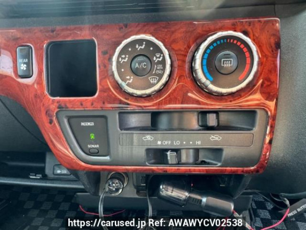 Used 2006 AT toyota regiusace-van KDH205V Image[20]