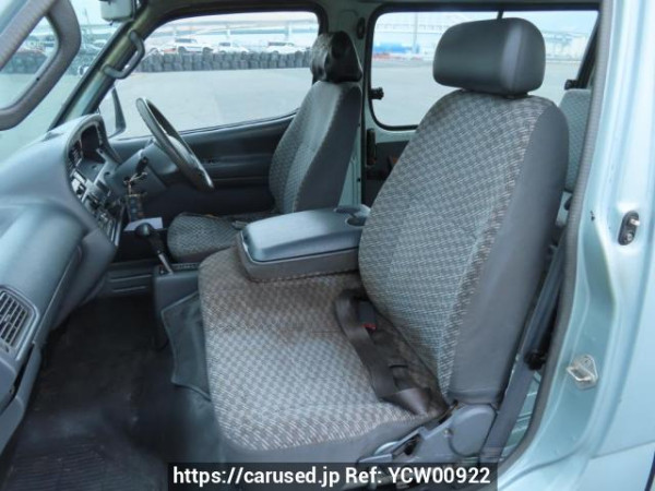 Used 2003 AT toyota regiusace-van RZH102V Image[16]