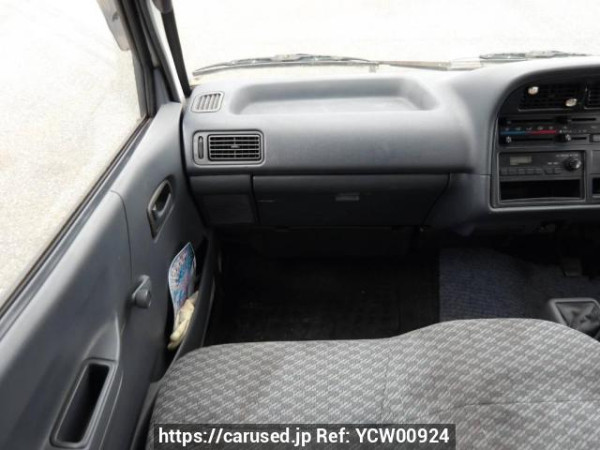 Used 2003 MT toyota regiusace-van LH172V Image[19]