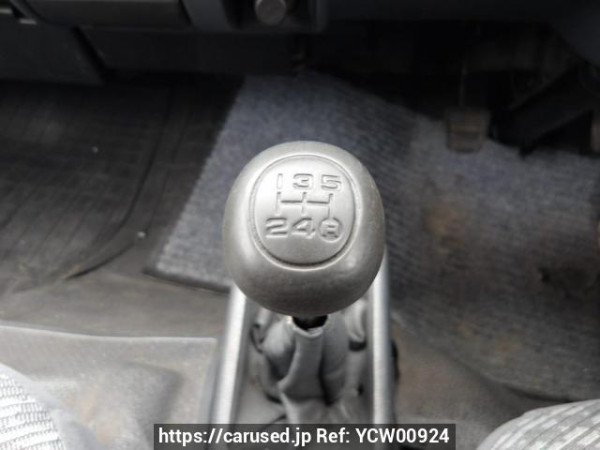 Used 2003 MT toyota regiusace-van LH172V Image[26]