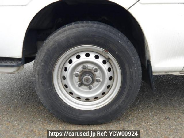 Used 2003 MT toyota regiusace-van LH172V Image[30]