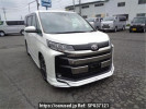 Toyota Noah MZRA90W