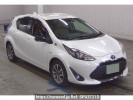 Toyota Aqua NHP10