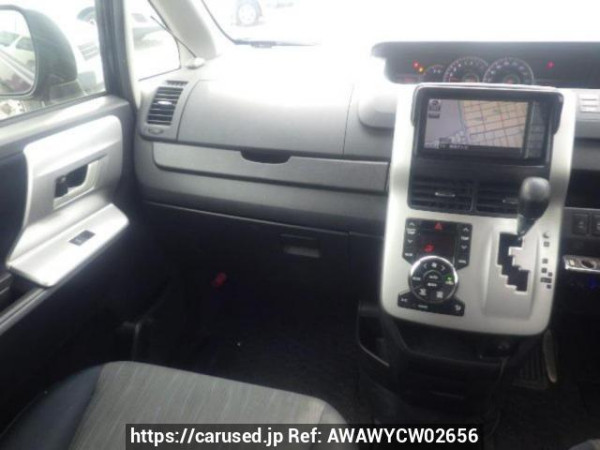 Used 2010 AT toyota noah ZRR75W Image[16]