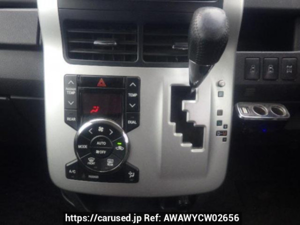 Used 2010 AT toyota noah ZRR75W Image[21]