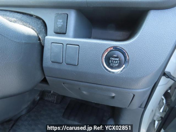 Used 2009 AT toyota voxy ZRR70W Image[35]