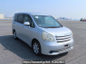 Used 2010 AT toyota noah ZRR70G Image[0]