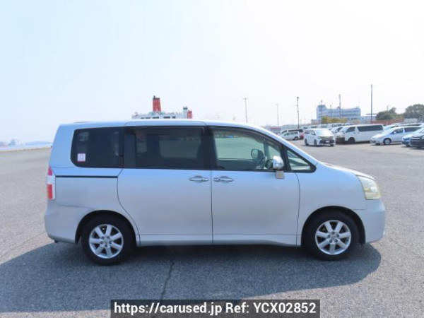 Used 2010 AT toyota noah ZRR70G Image[7]