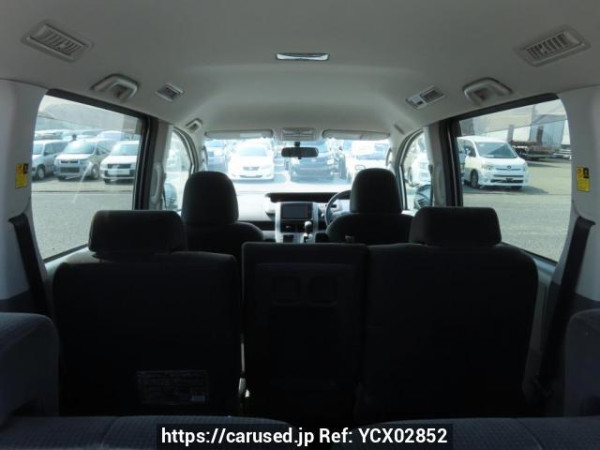 Used 2010 AT toyota noah ZRR70G Image[9]