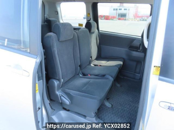 Used 2010 AT toyota noah ZRR70G Image[18]