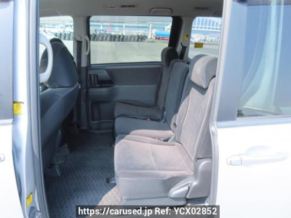 Used 2010 AT toyota noah ZRR70G Image[19]
