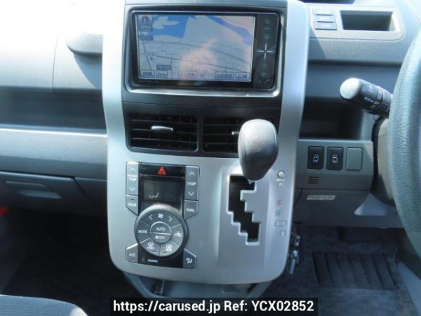 Used 2010 AT toyota noah ZRR70G Image[28]