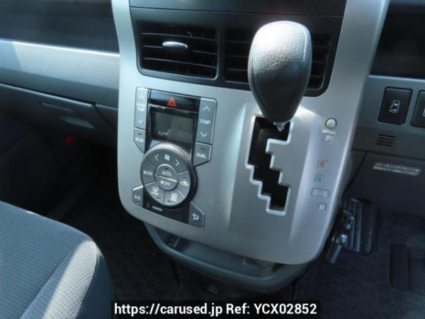 Used 2010 AT toyota noah ZRR70G Image[30]