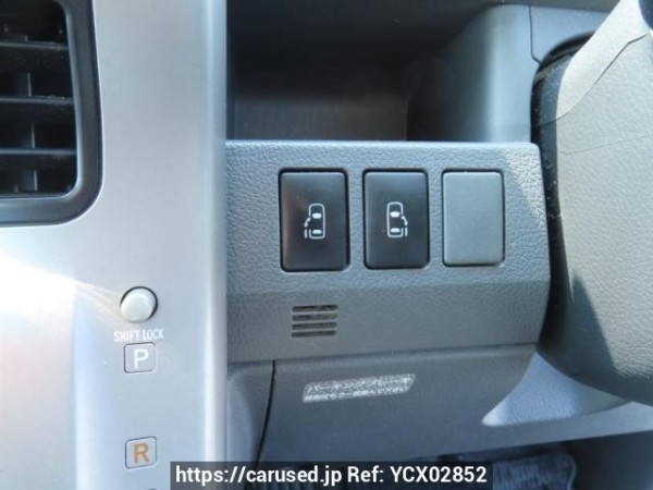 Used 2010 AT toyota noah ZRR70G Image[33]