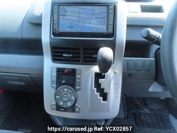 Used 2007 AT toyota noah ZRR70G Image[26]