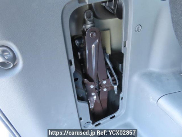 Used 2007 AT toyota noah ZRR70G Image[48]