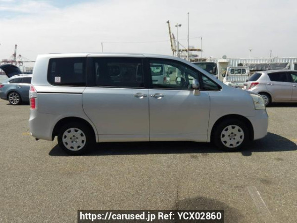 Used 2009 AT toyota noah ZRR70G Image[7]