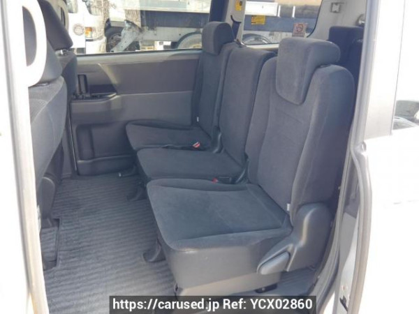 Used 2009 AT toyota noah ZRR70G Image[16]