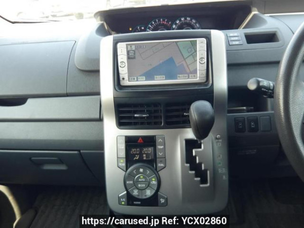 Used 2009 AT toyota noah ZRR70G Image[23]