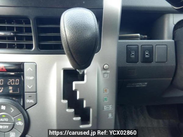 Used 2009 AT toyota noah ZRR70G Image[26]