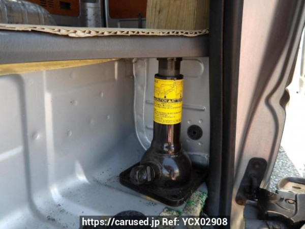 Used 2006 AT toyota hiace-van TRH200K Image[44]