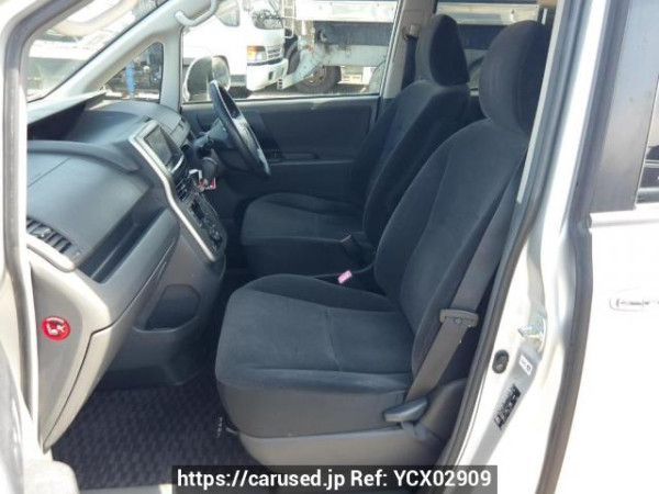 Used 2009 AT toyota noah ZRR70G Image[14]