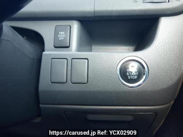 Used 2009 AT toyota noah ZRR70G Image[27]