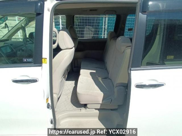 Used 2009 AT toyota noah ZRR70G Image[15]