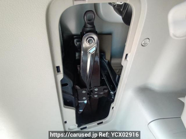 Used 2009 AT toyota noah ZRR70G Image[44]