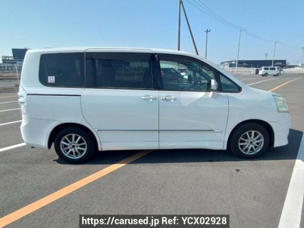 Used 2010 AT toyota noah ZRR70G Image[7]