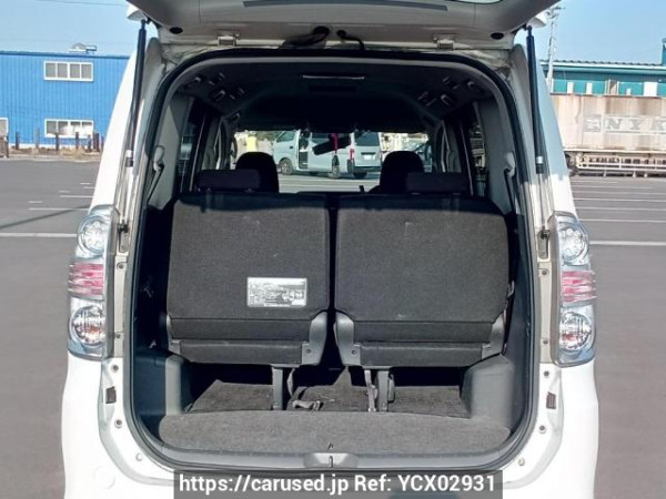 Used 2009 AT toyota voxy ZRR70W Image[8]