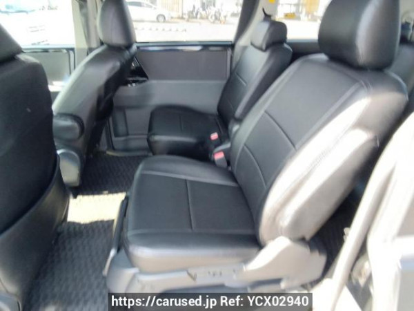 Used 2007 AT toyota noah ZRR70G Image[13]