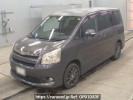 Toyota Noah ZRR75W