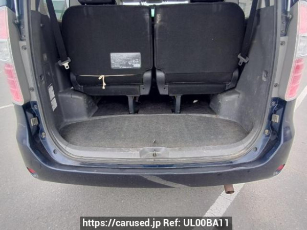 Used 2010 AT toyota noah ZRR75G Image[8]