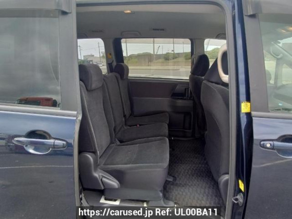 Used 2010 AT toyota noah ZRR75G Image[16]