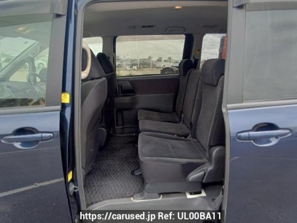 Used 2010 AT toyota noah ZRR75G Image[17]