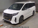 Toyota Noah ZRR80W