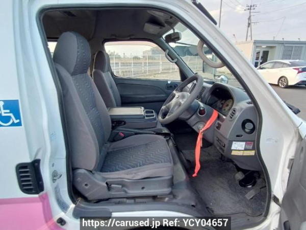 Used 2005 AT nissan caravan-bus DWMGE25 Image[16]