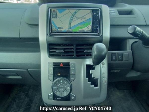 Used 2009 AT toyota voxy ZRR70W Image[23]